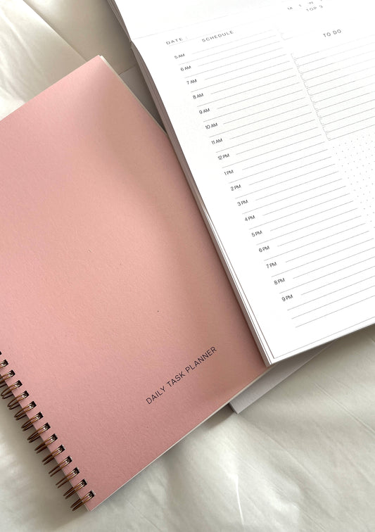 Weekly Planner or a Daily Planner?